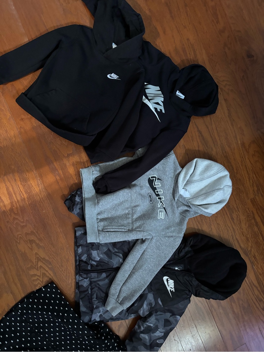 Nike Hoodies Bundle - Black & Gray